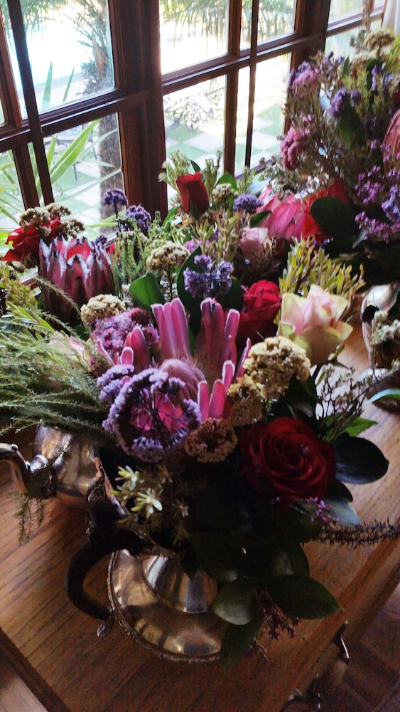 Belurana Collection Victoria Manor