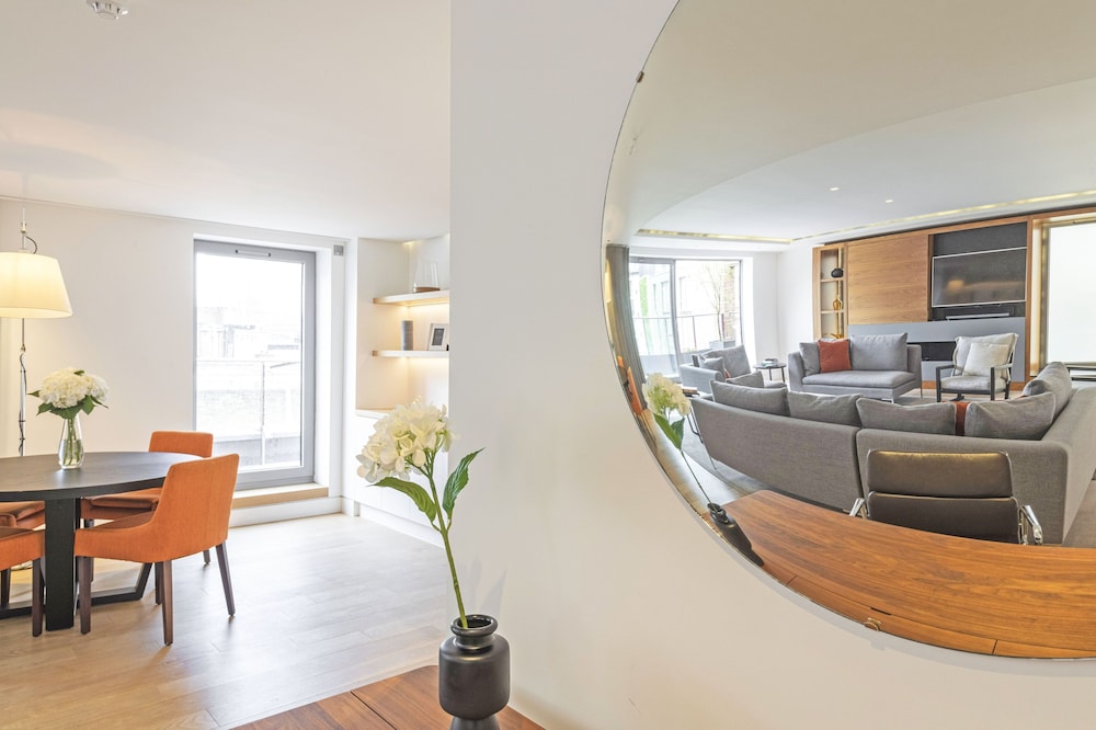 Accomodo London Waterloo - Luxury & Spacious Triplex Penthouse on Southbank