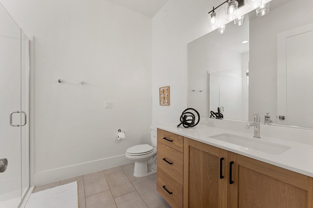 Villa #26 At Bloomington Country Club - Sunset Retreat 4 Bedroom Townhouse