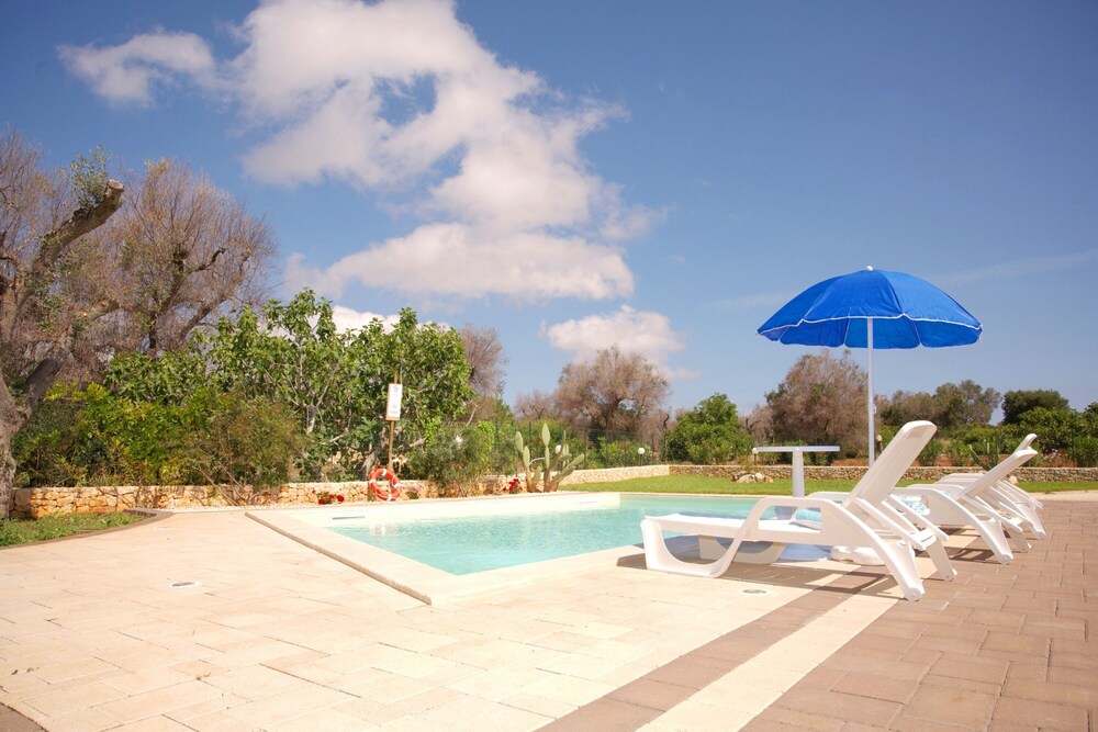 Villa Lino with Pool by Wonderful Italy