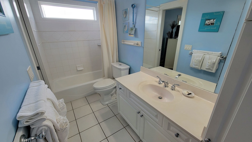 203 Butler Avenue by Tybee Vacation Rentals