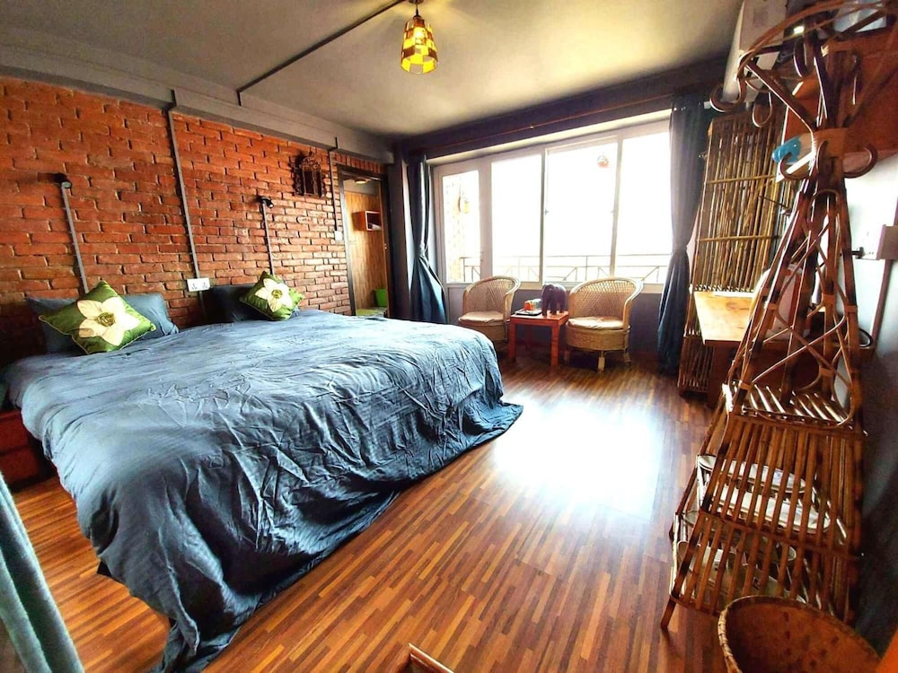 Cafe Beyond And Guest House view 4