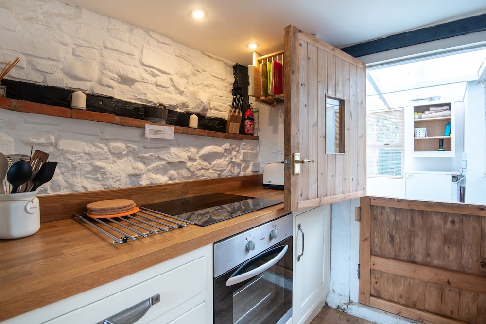 Woodbine Cottage