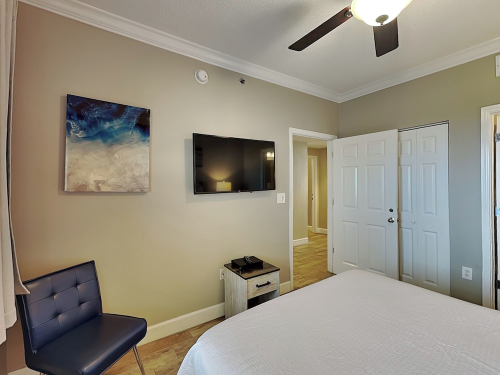 The Beach Club - Avalon #1604 by Southern Vacation Rentals
