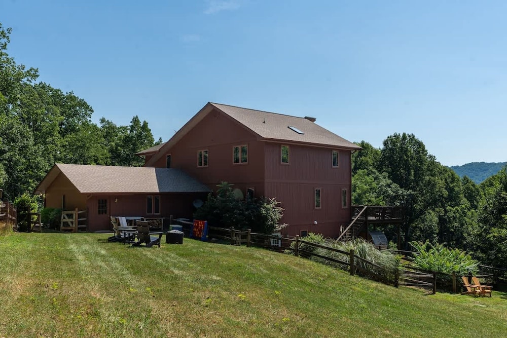 Love Afton Cabin - Family Home