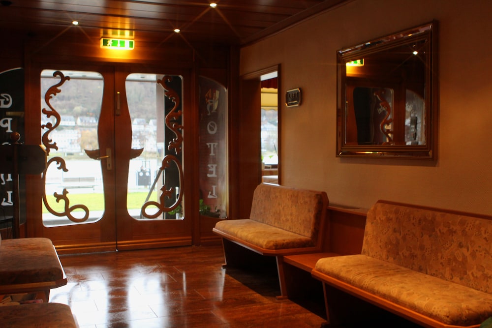 Pohl's Rheinhotel Adler