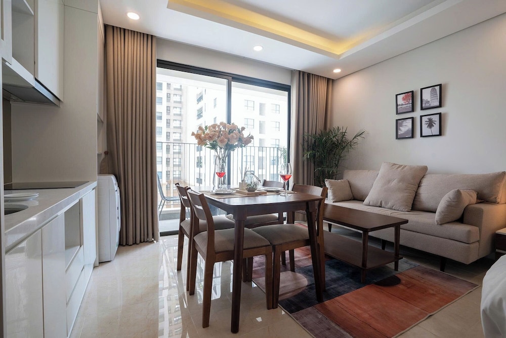 VivaLake Homes - Vinhomes Skylake Pham Hung