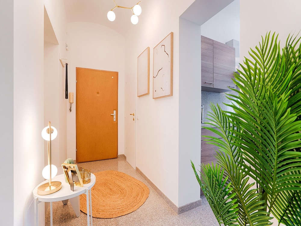 Contemporary Business Apartment in Graz