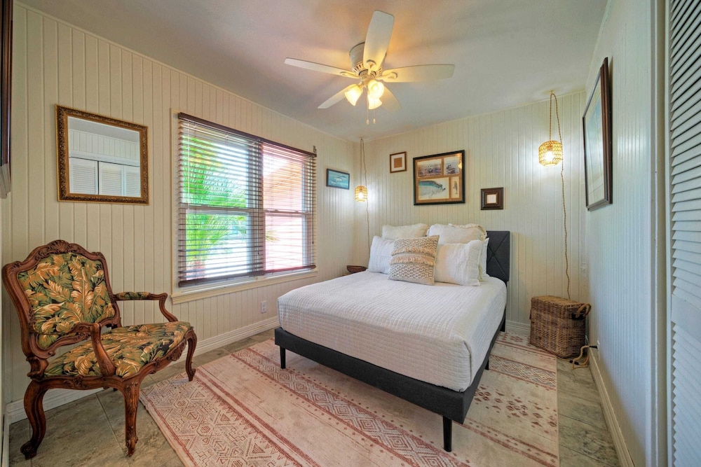 The Koi Marlin Port A Home w/ Pool, Pond, Grill & Near Beach + Marinas
