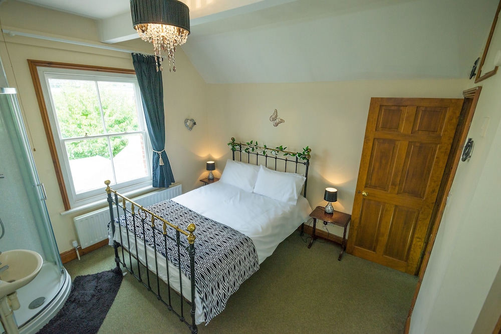 Canterbury Vacations - Homelea Cottage - Property Image 4