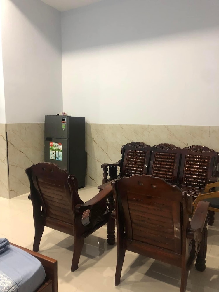 Nha Nghi A&EM view 5