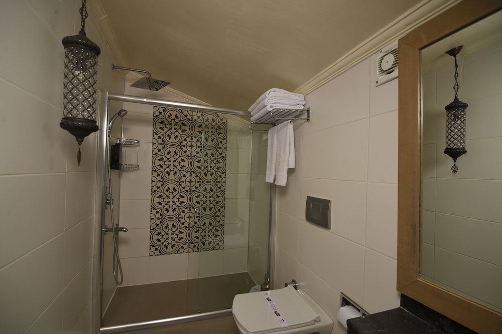 Spacious Penthouse EMPEROR 501