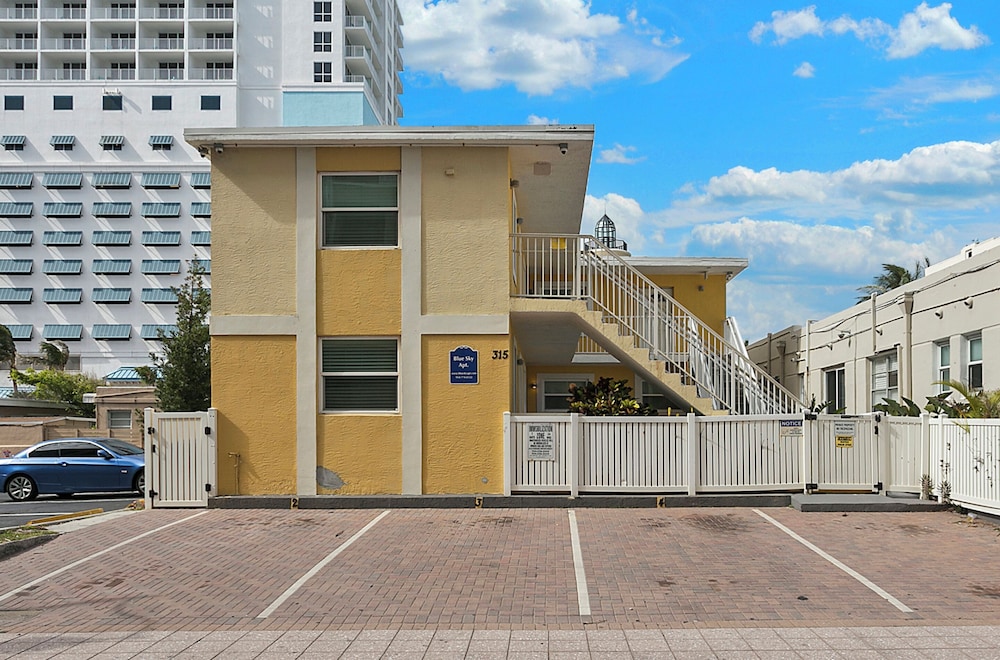 ULTRA magical apartment at the Beach