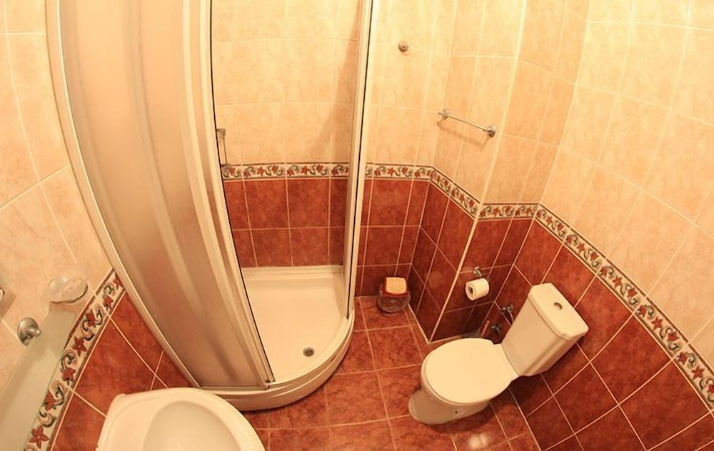 Cenova Otel - Property Image 8