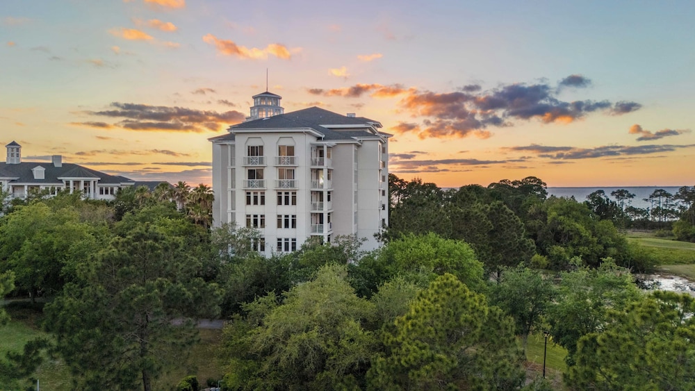 2 Resort Studios by Avantstay Sleeps 8, Pool, Shuttle, Tennis, Near Baytowne & Beach