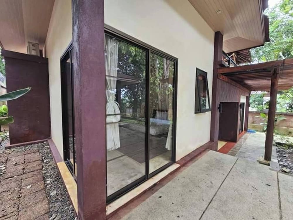 Three Bedroom Balinese Villa - a Shared Pool