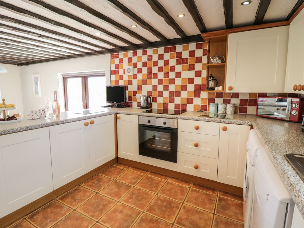 Cyffdy Cottage - Aran view 4
