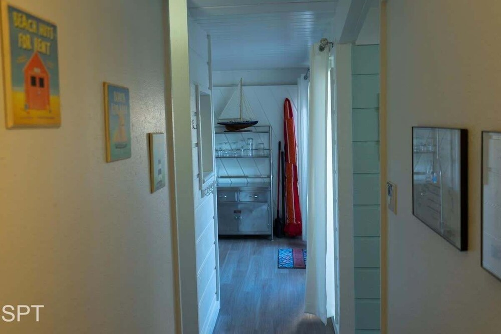 Lil Caribbean Vibes 2 Bedroom Home