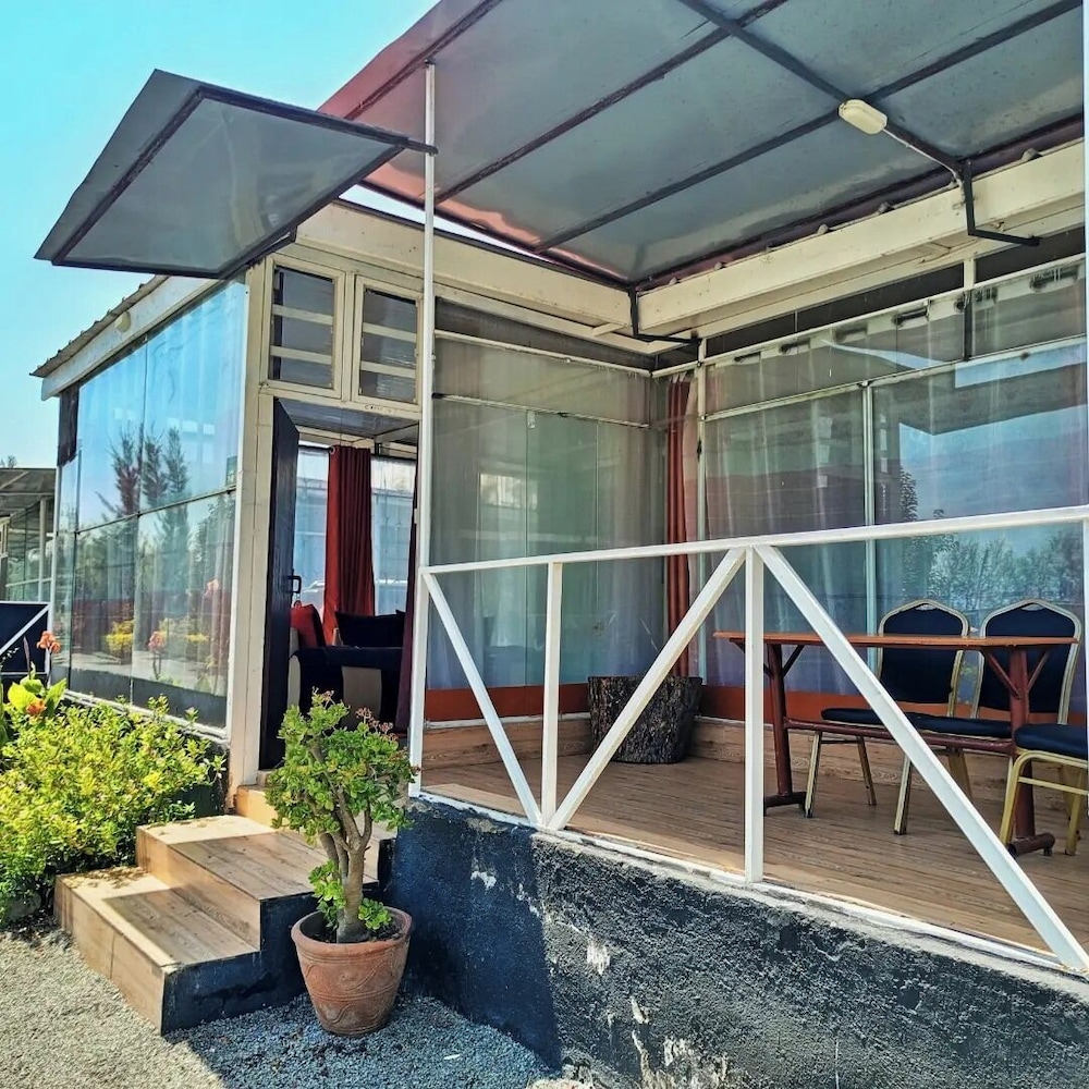 Lux Suites Boffar Cabins Naivasha