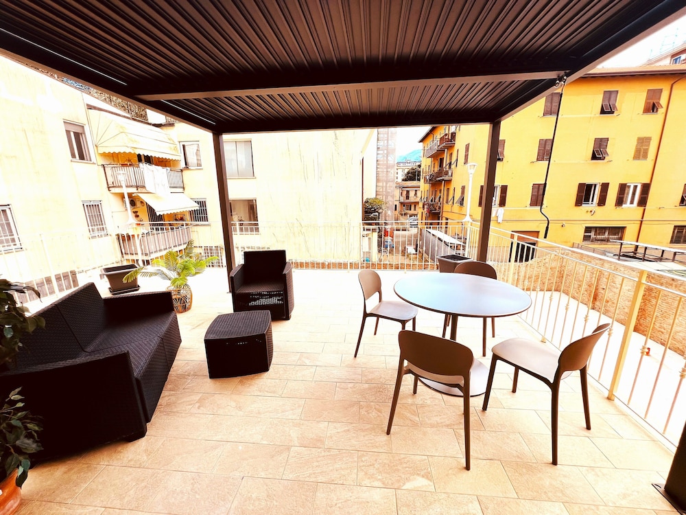 5 Terre hub suite