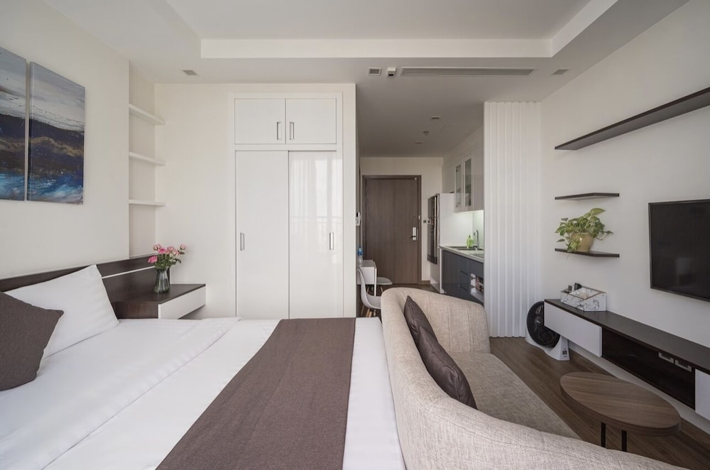 Vinhome GreenBay Apartment  Hanoi