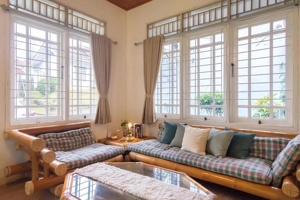 Calma Villa at Cipanas Bogor