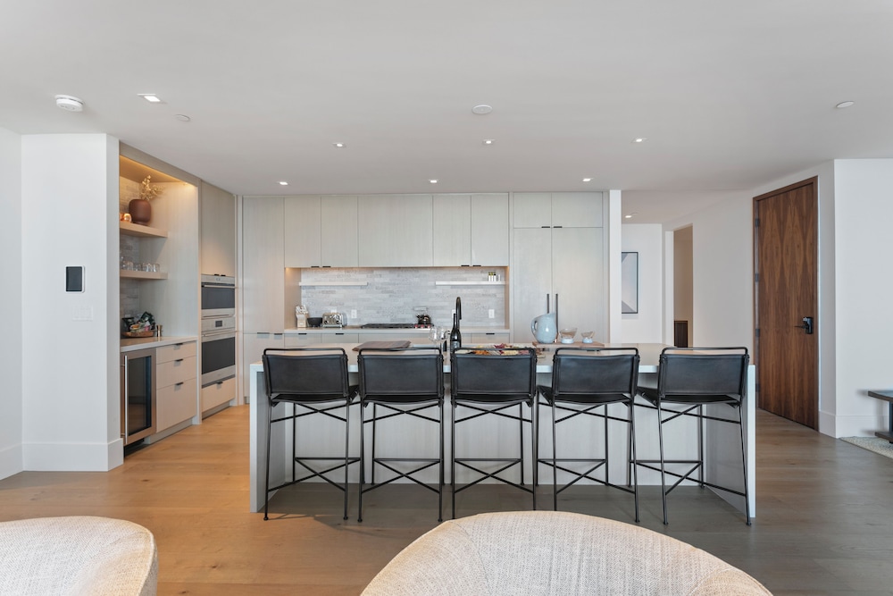 Argent at Deer Valley Resort - Three Bedroom Deluxe #205 3 Condo