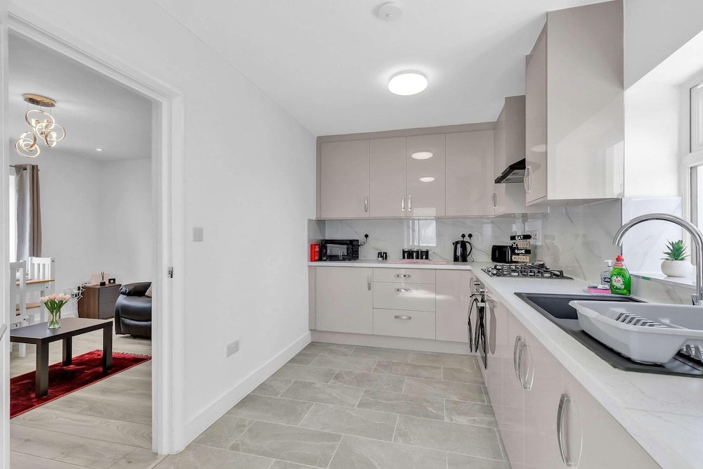 Kemptown Corner With Free Parking By My Getaways