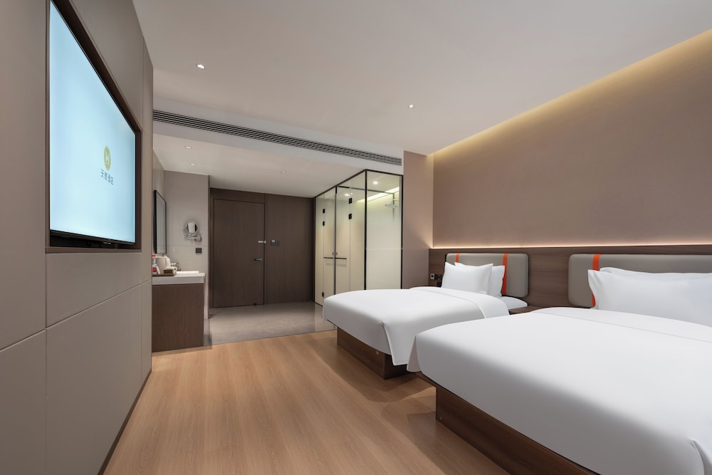 World Hotel Hualian Shoppin Plaza branch
