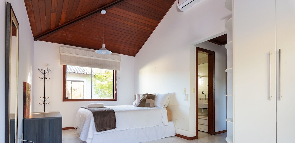 Bz55 Casa 200m da praia com 4 suítes