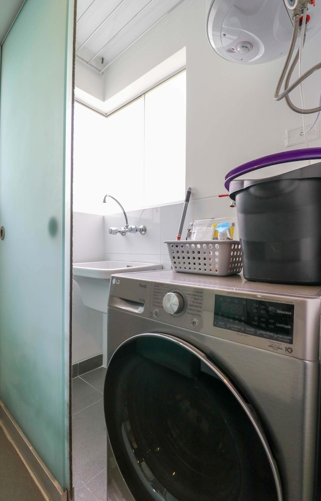 w Elegant 2BR w Spacious Terrace in Miraflores