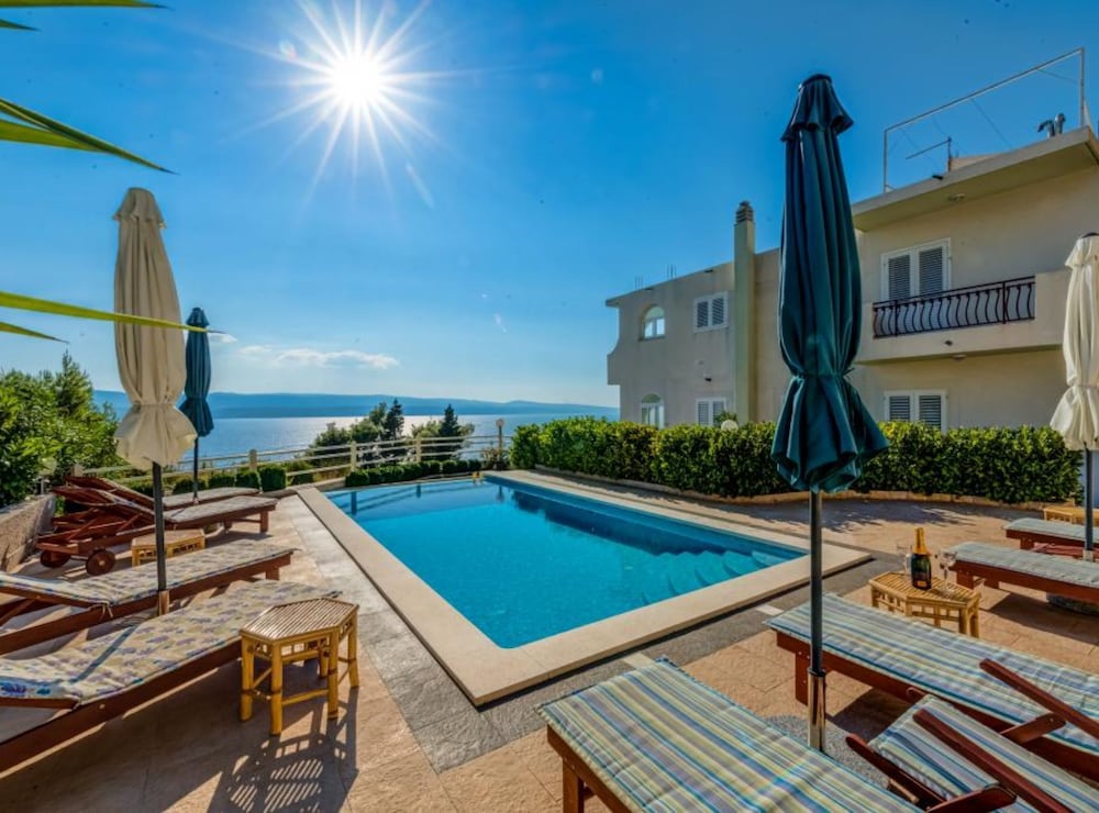 Apartment Tafra 1