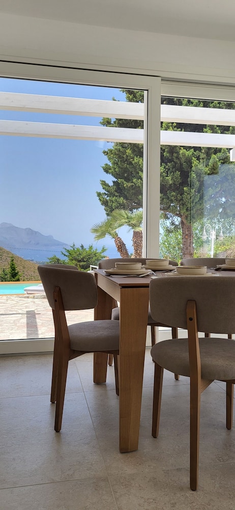 Villa Ballerina Bianca