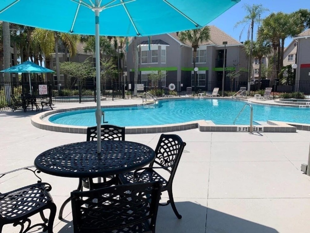 Two Bed Condo In Parkway Palms Resort 2 Bedroom Condo