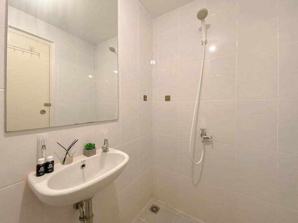Best Furnished Studio at 39th Floor Tokyo Riverside PIK 2 Apartment