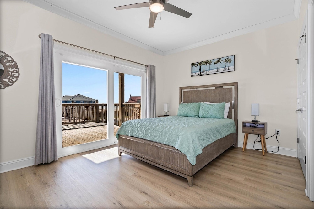 Vitamin Sea - 2606 Bienville 4 Bedroom Home