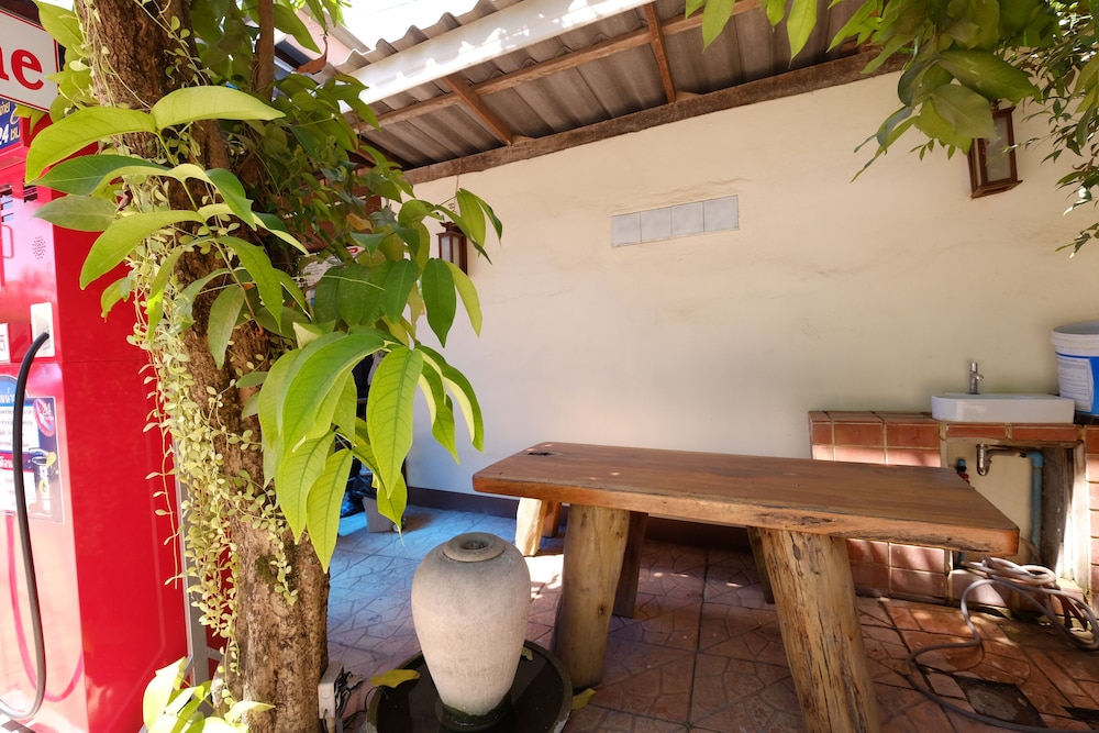 Pakgasri Guest House