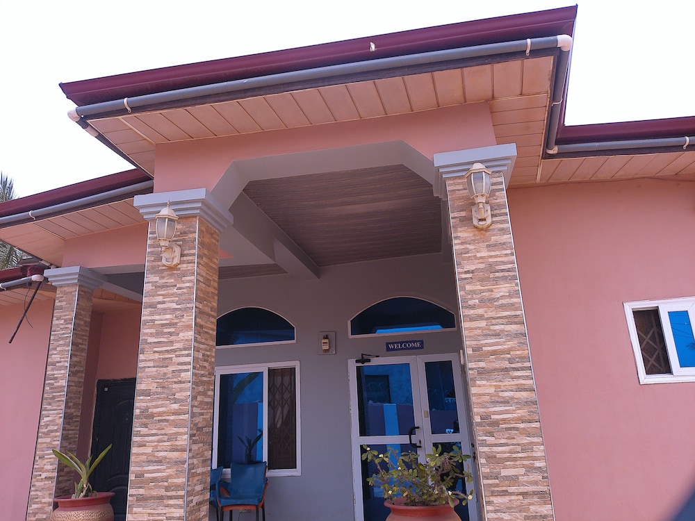 Great Escape Inn Hotel