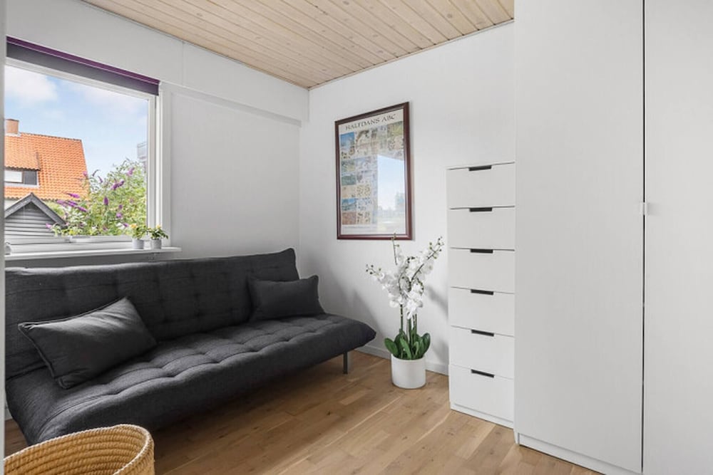 Renovated House Located on Skolebakken 60