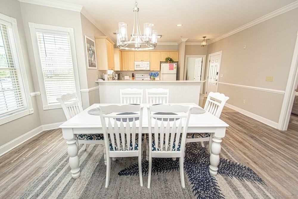 Magnolia Pointe Luster Leaf 4891-205 3 Bedroom Condo