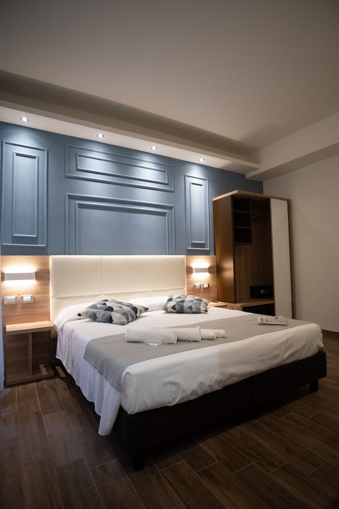 Boutique Stop and Sea Guesthouse