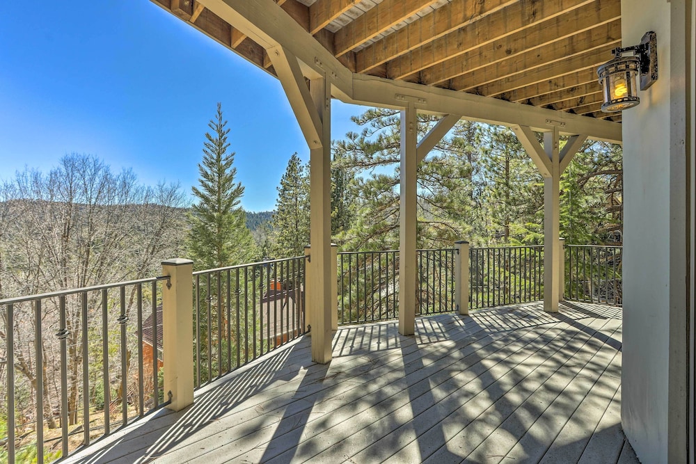 Beautiful Lake Arrowhead Cabin w/ EV Charger view 2