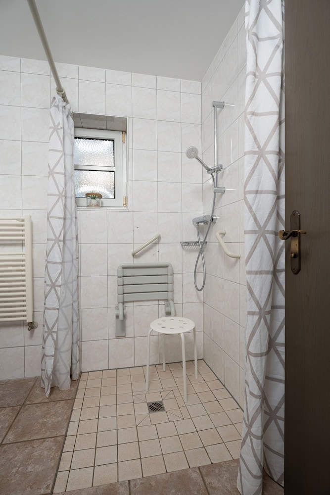 Photo 47