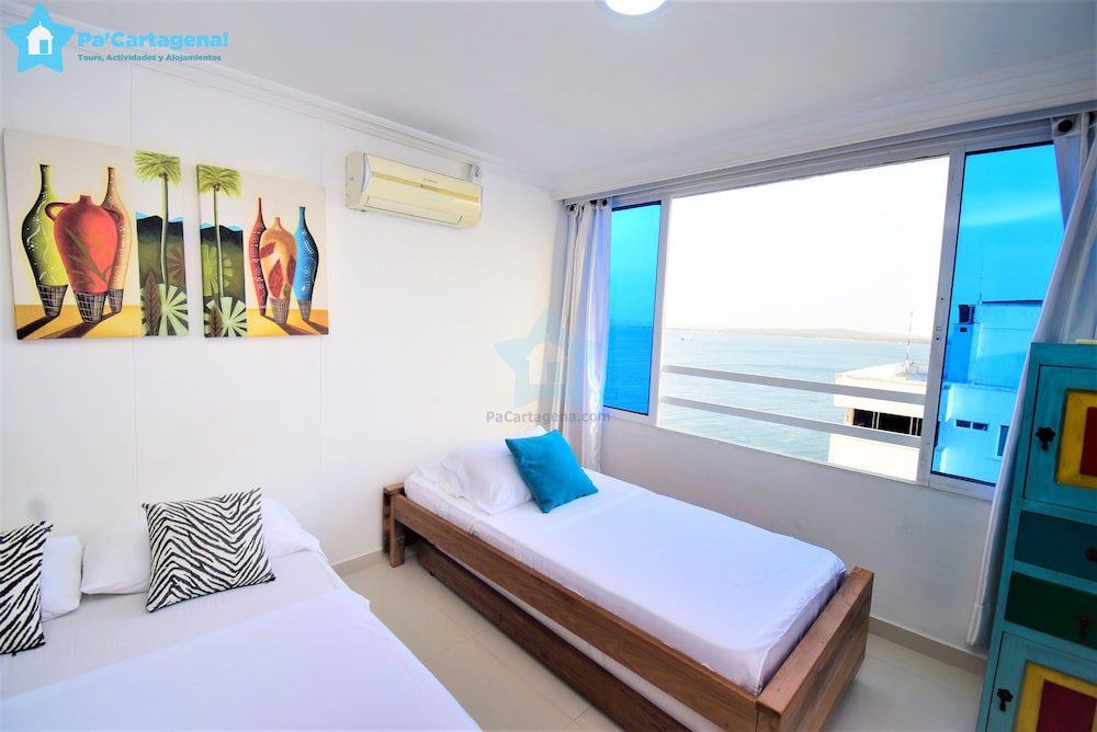 Apartamentos con vista al Mar - Edificio Conquistador view 3