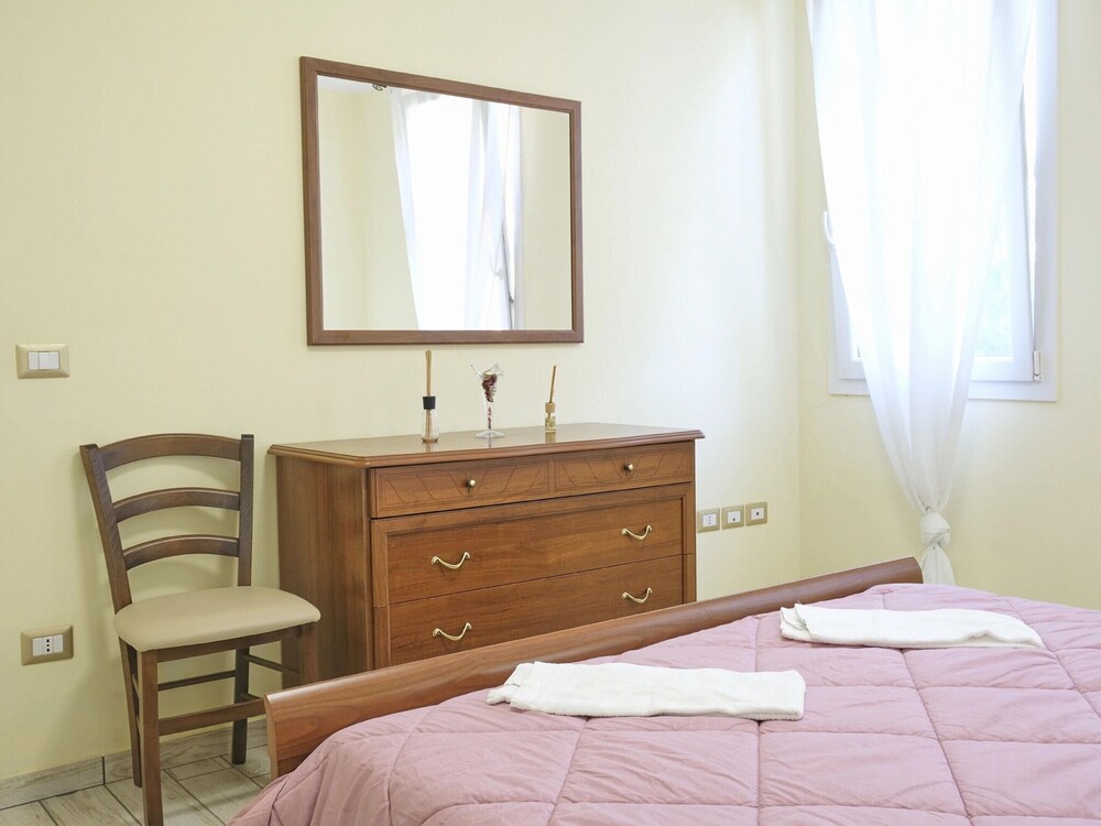 Lagoonside Elegance With Sauna photo 2