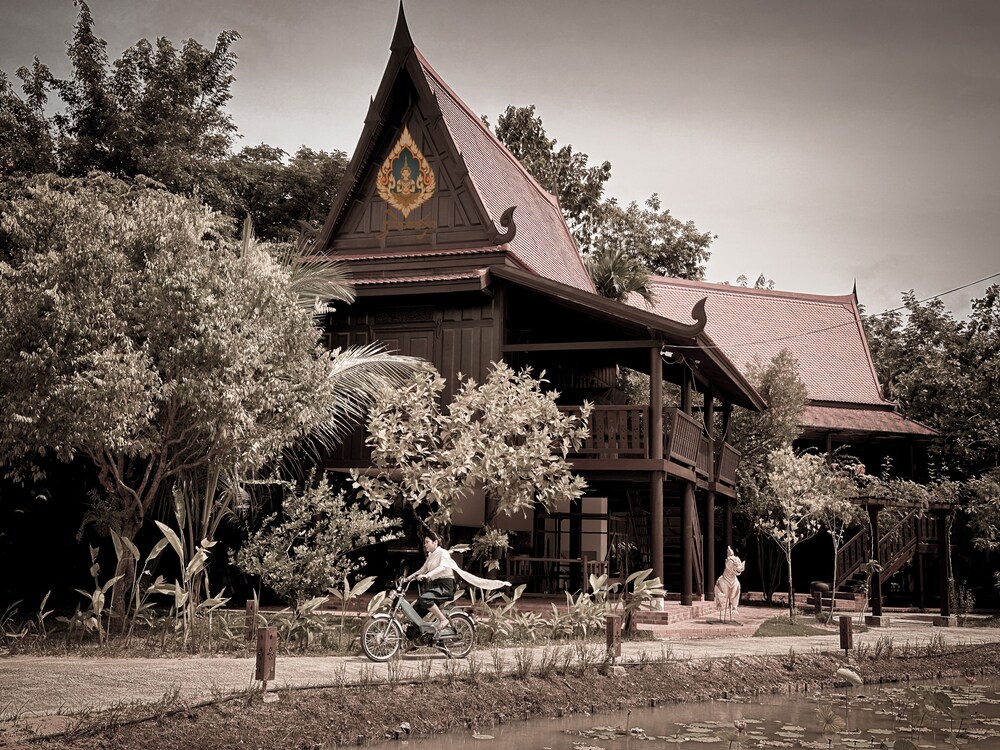 Phoum Chaufea Resort