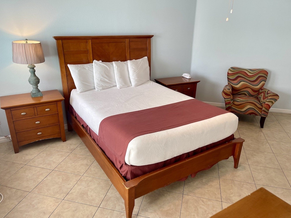 Beachgate Condo Suites And Hotel 526+527a+527b 3 Bedroom Condo