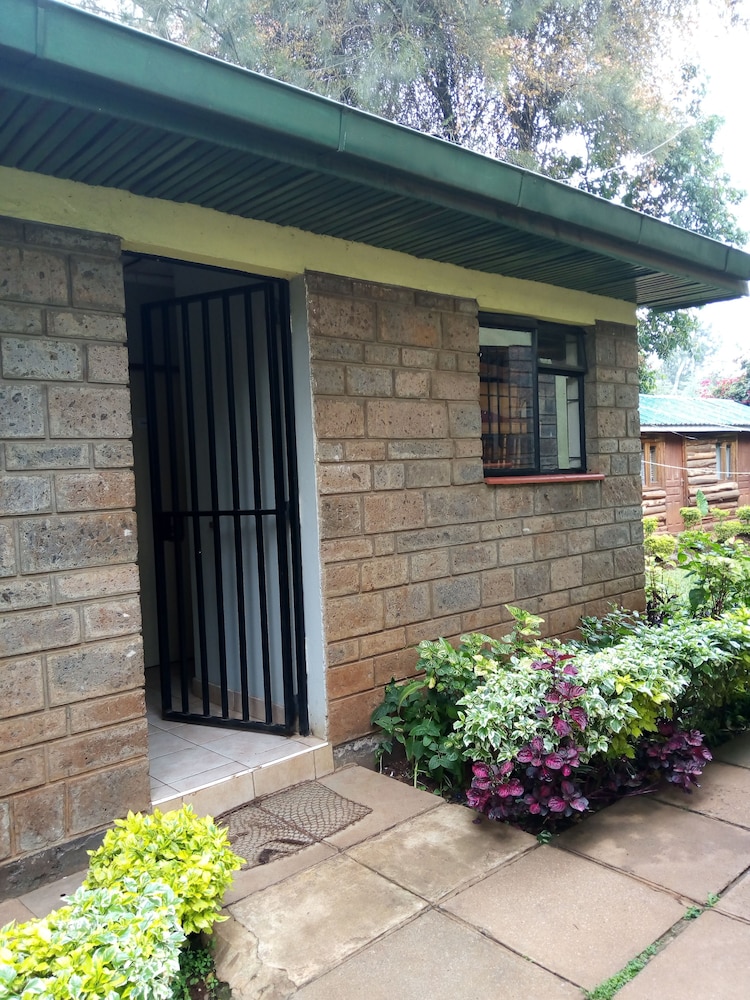 Milimani Backpackers