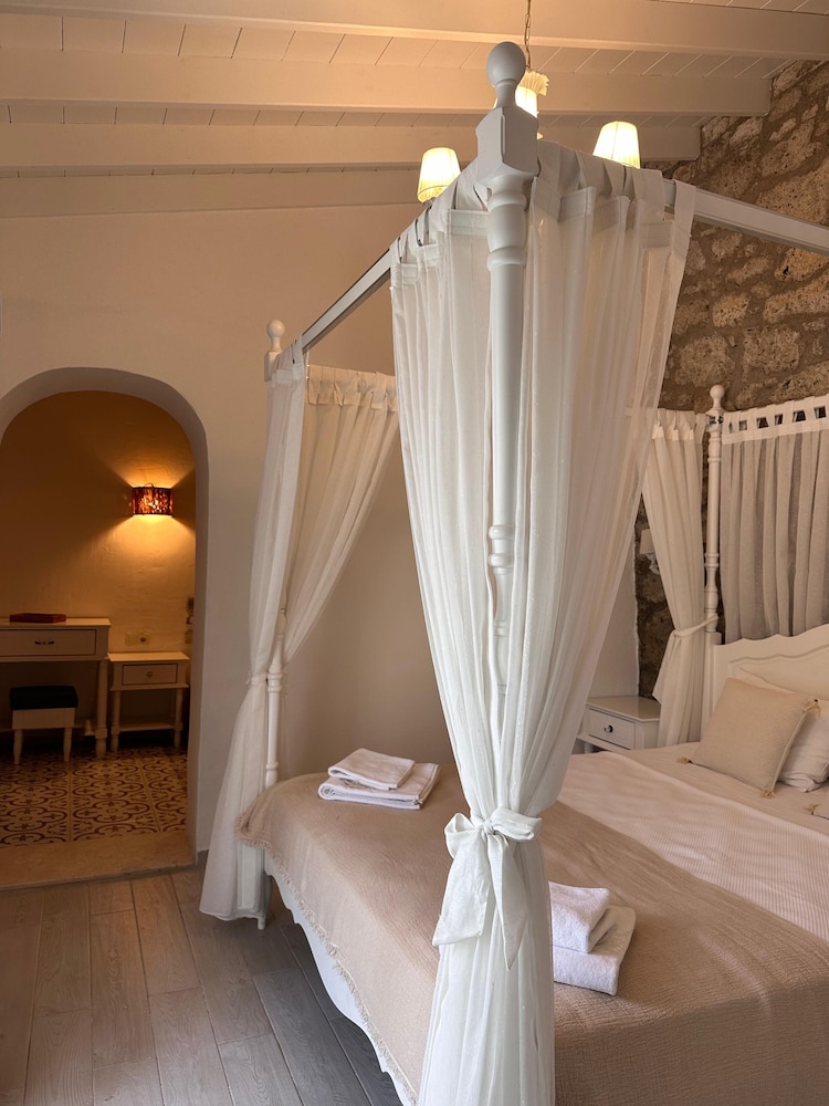 Selin Hotel - Image 16