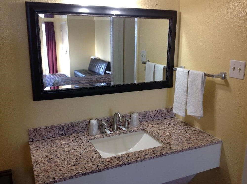 Sea Shell Inn Motel
